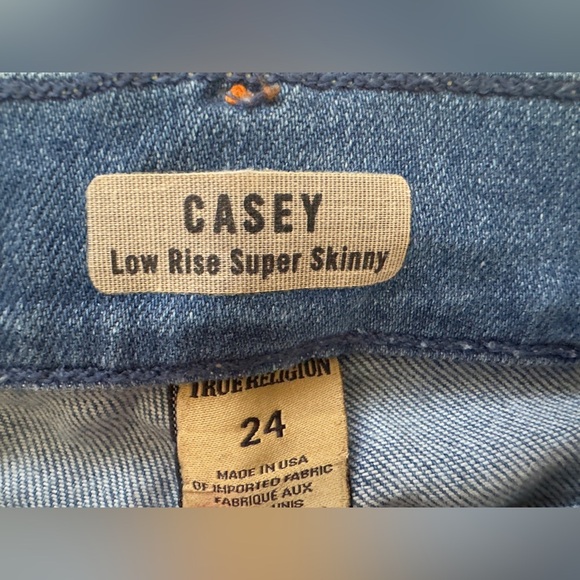 True Religion Women's Blue Skinny Jeans 👖 💙 - Picture 3 of 12